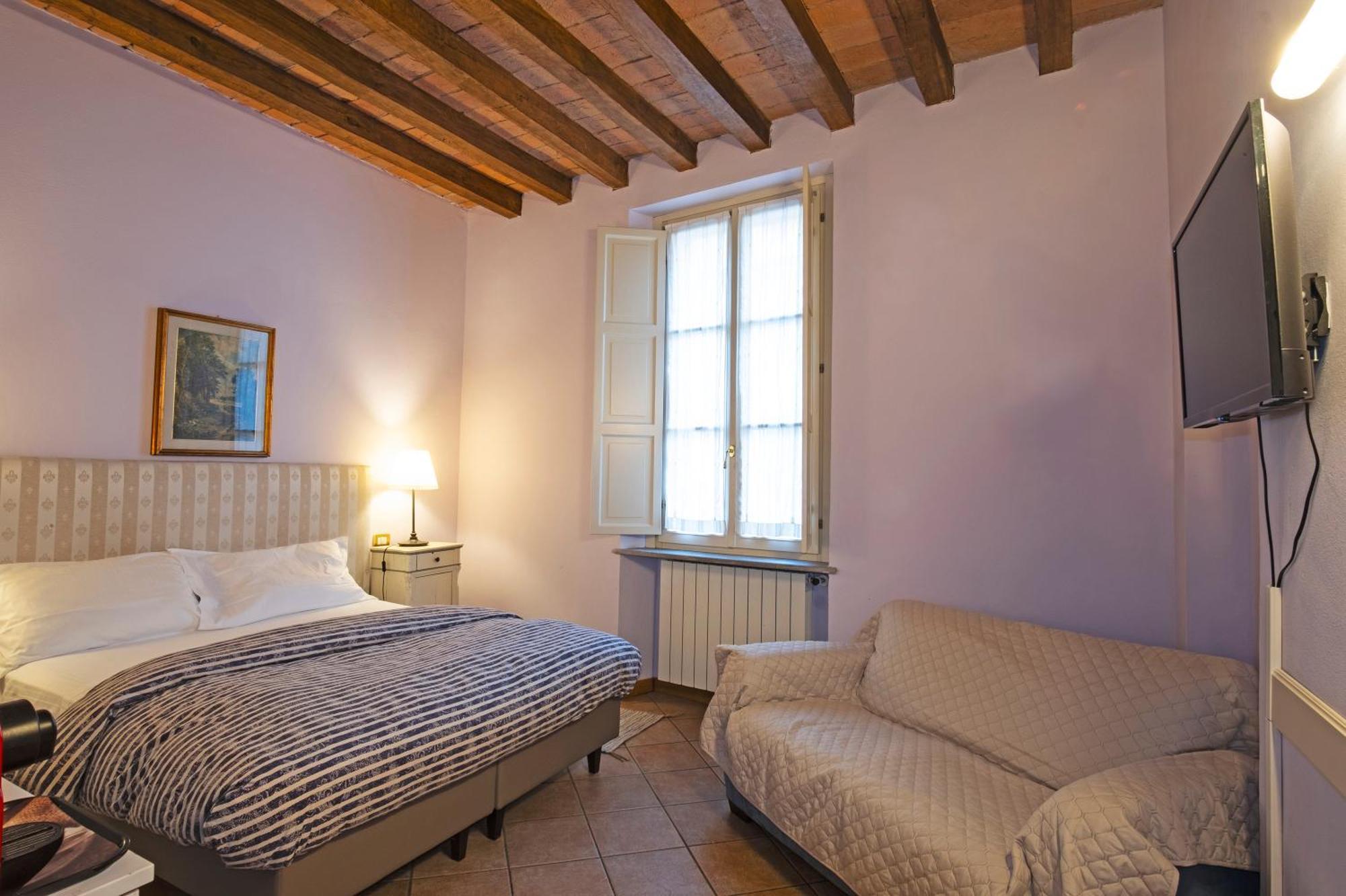 Hotel Il Cortiletto Plasencia Exterior foto