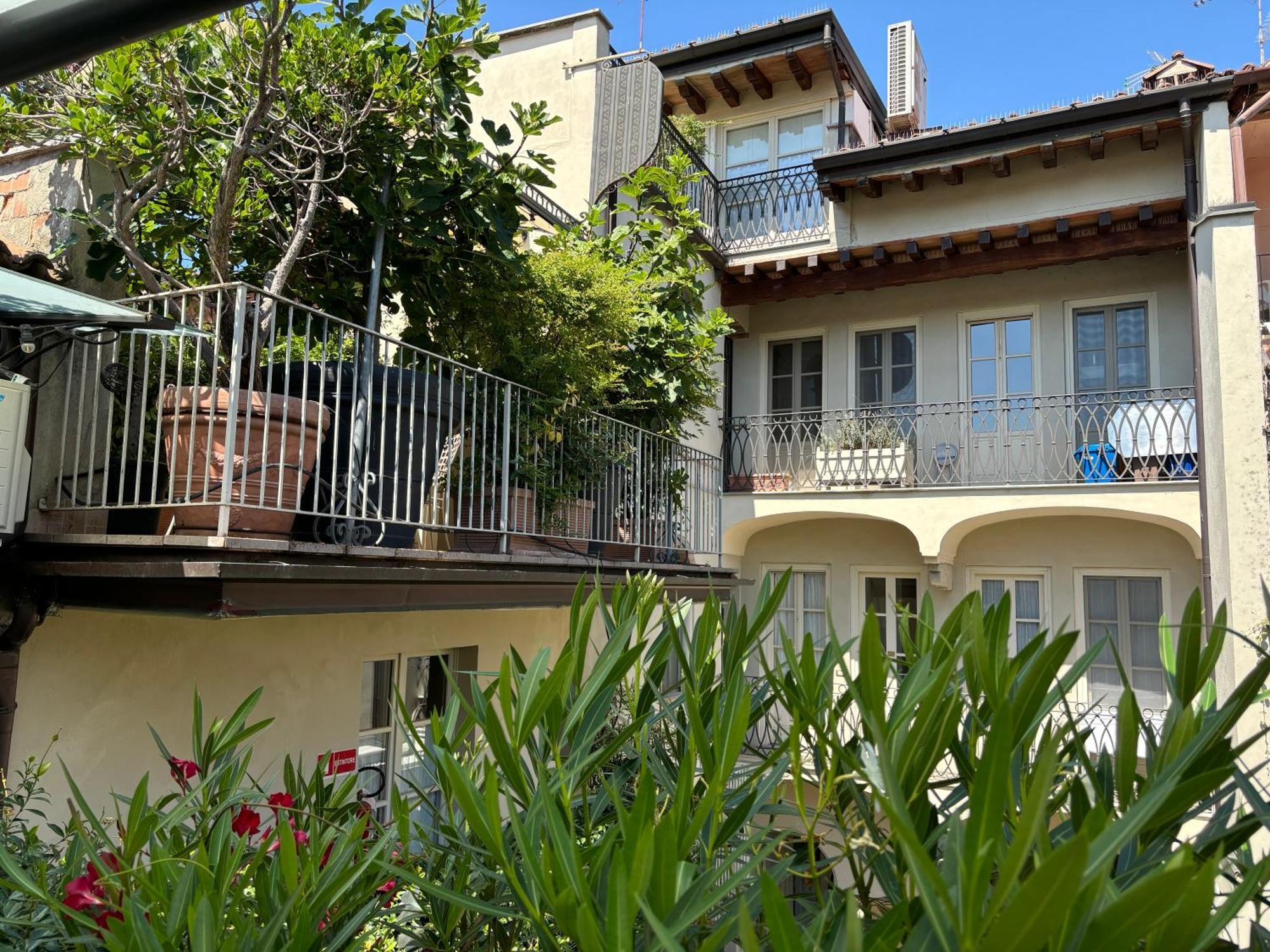 Hotel Il Cortiletto Plasencia Exterior foto