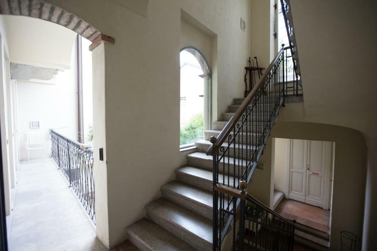 Hotel Il Cortiletto Plasencia Exterior foto