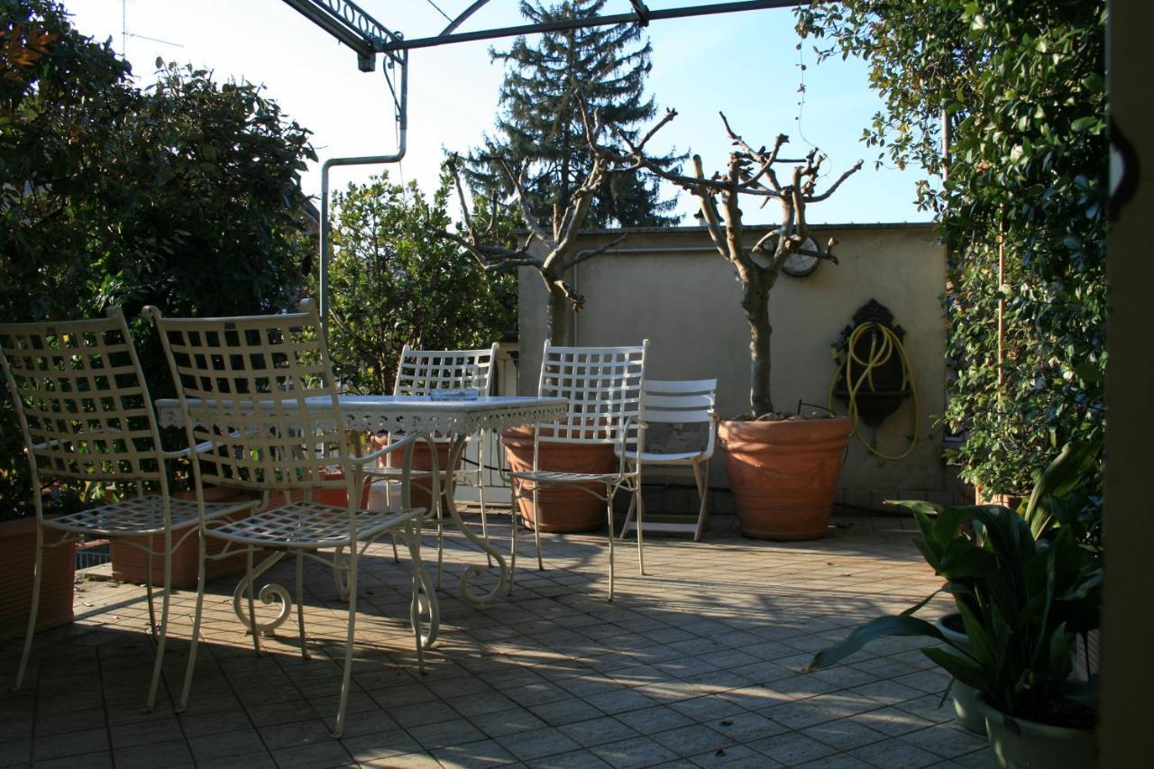 Hotel Il Cortiletto Plasencia Exterior foto
